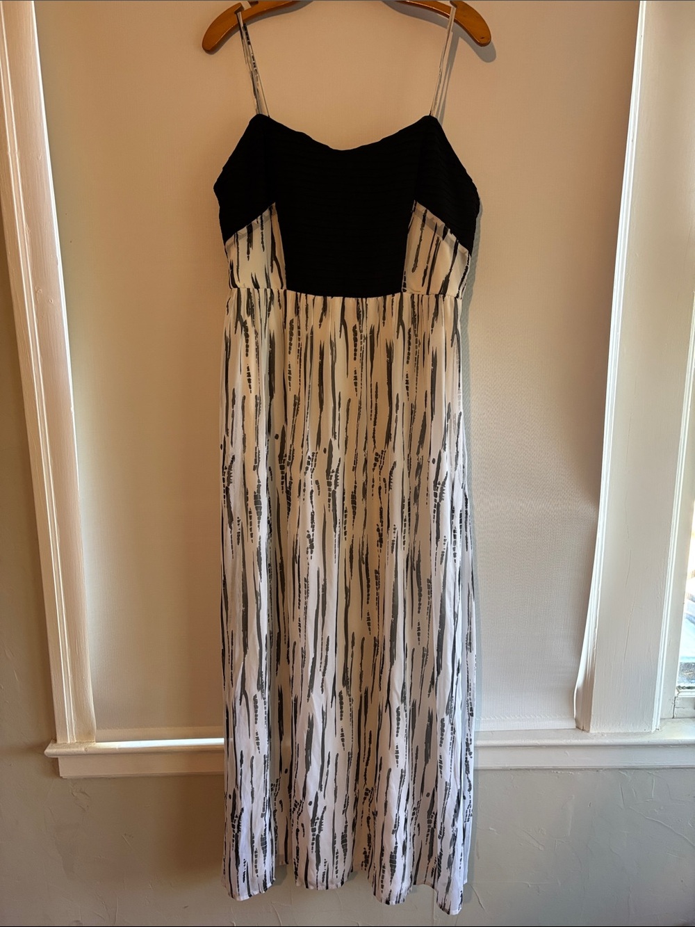 Bar III Black and White Spaghetti Strap Maxi Dress